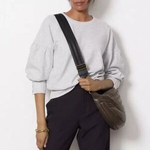 Evereve Gray Sweatshirt